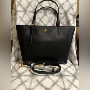 COPY - Tory Burch Emerson tote. Never been worn. Crossbody strap adjustable han…